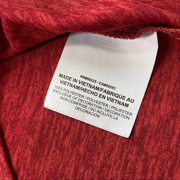 Nike Dri-Fit V-Neck Shirt Sleeve Shirt - Picture 9 of 9